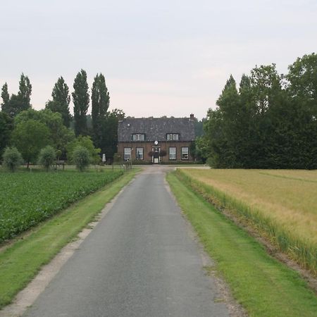 Bed & Breakfast De Kienstee Schoondijke Exteriör bild